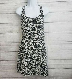 Twenty One Dress SP Black White Abstract Fit Flare Chic Petite NWT
